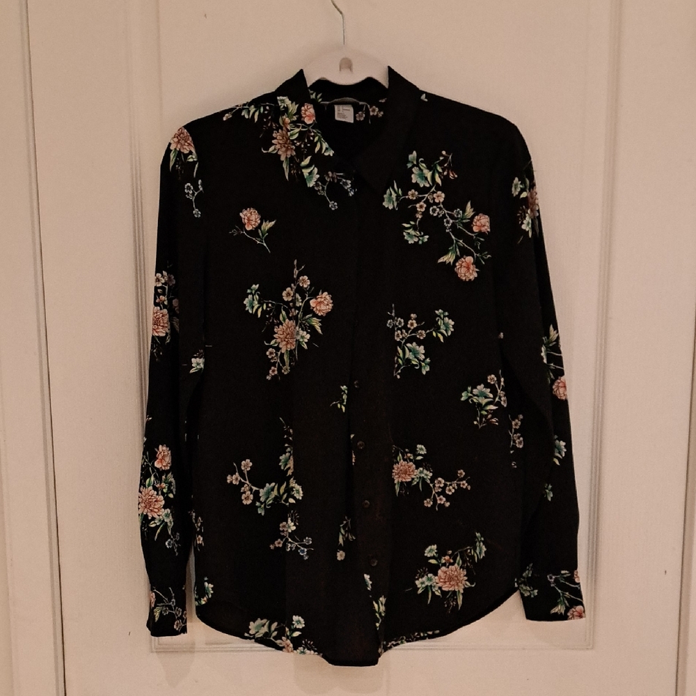 H&M Black Blouse with Floral Design - Beautiful!